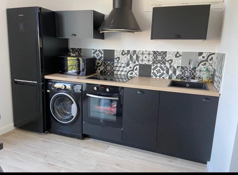 Ajaccio Magnifique T2 45M2 Neuf 5 Personnes Clim Wifi Stationnement Gratuit Centre Ville Plage A 300M Ngoại thất bức ảnh