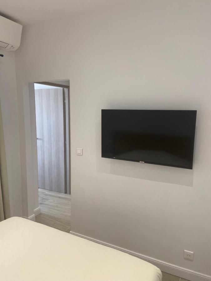 Ajaccio Magnifique T2 45M2 Neuf 5 Personnes Clim Wifi Stationnement Gratuit Centre Ville Plage A 300M Ngoại thất bức ảnh